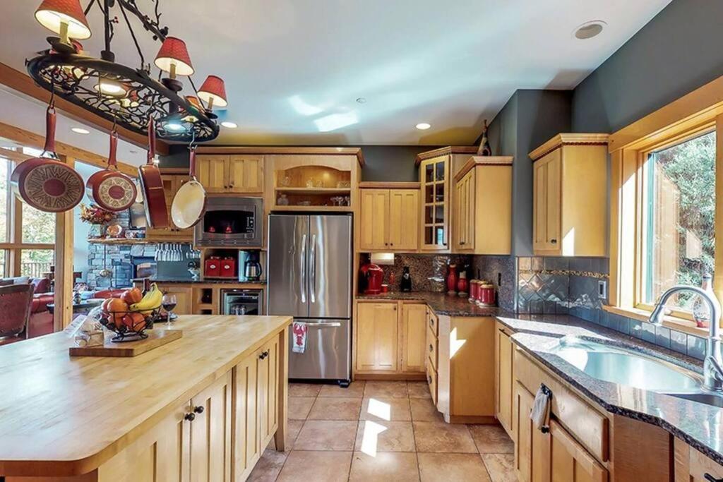 The Glen House -9 Bdrm Estate Sleep 26 Movie Theater,Pool,Golf,Ski Newry Εξωτερικό φωτογραφία