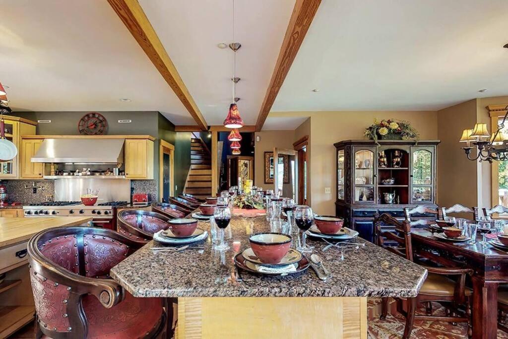 The Glen House -9 Bdrm Estate Sleep 26 Movie Theater,Pool,Golf,Ski Newry Εξωτερικό φωτογραφία