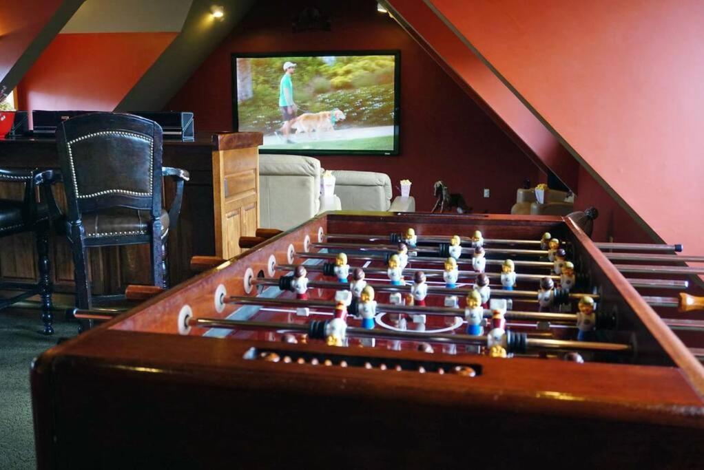 The Glen House -9 Bdrm Estate Sleep 26 Movie Theater,Pool,Golf,Ski Newry Εξωτερικό φωτογραφία